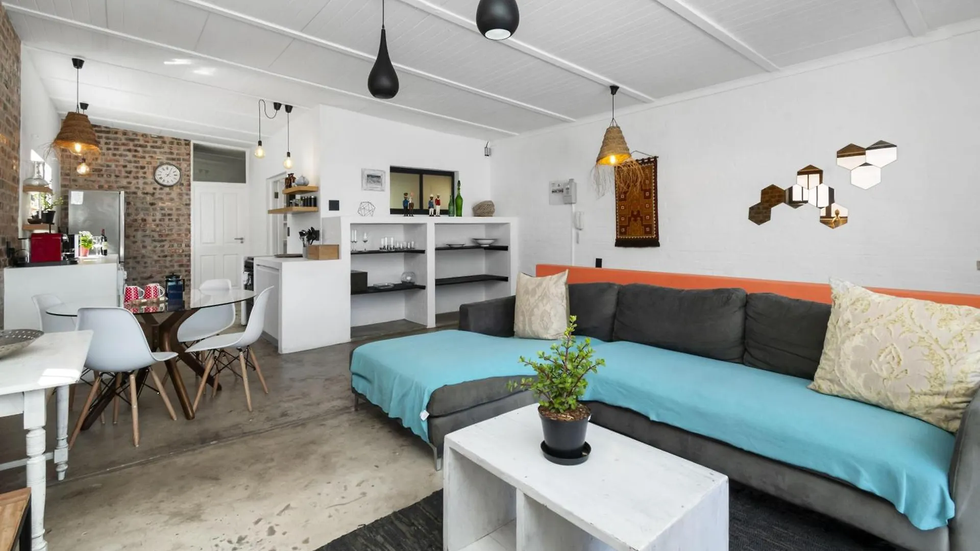 Stylish Bokaap Apartment W Mountain Views Kapstadt Südafrika
